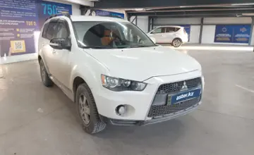 Mitsubishi Outlander 2010 года за 6 200 000 тг. в Астана фото 2