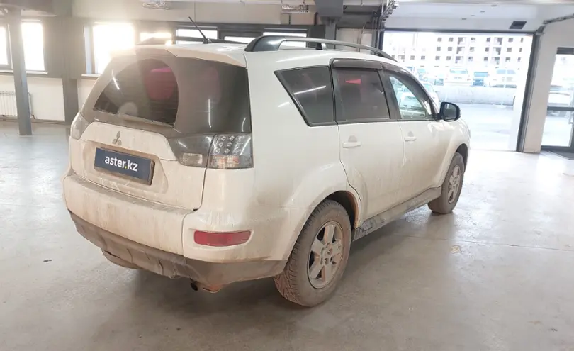 Mitsubishi Outlander 2010 года за 6 200 000 тг. в Астана фото 3