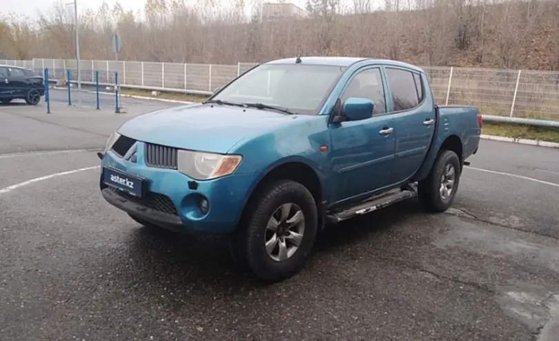 Mitsubishi L200 2008 года за 3 500 000 тг. в Усть-Каменогорск