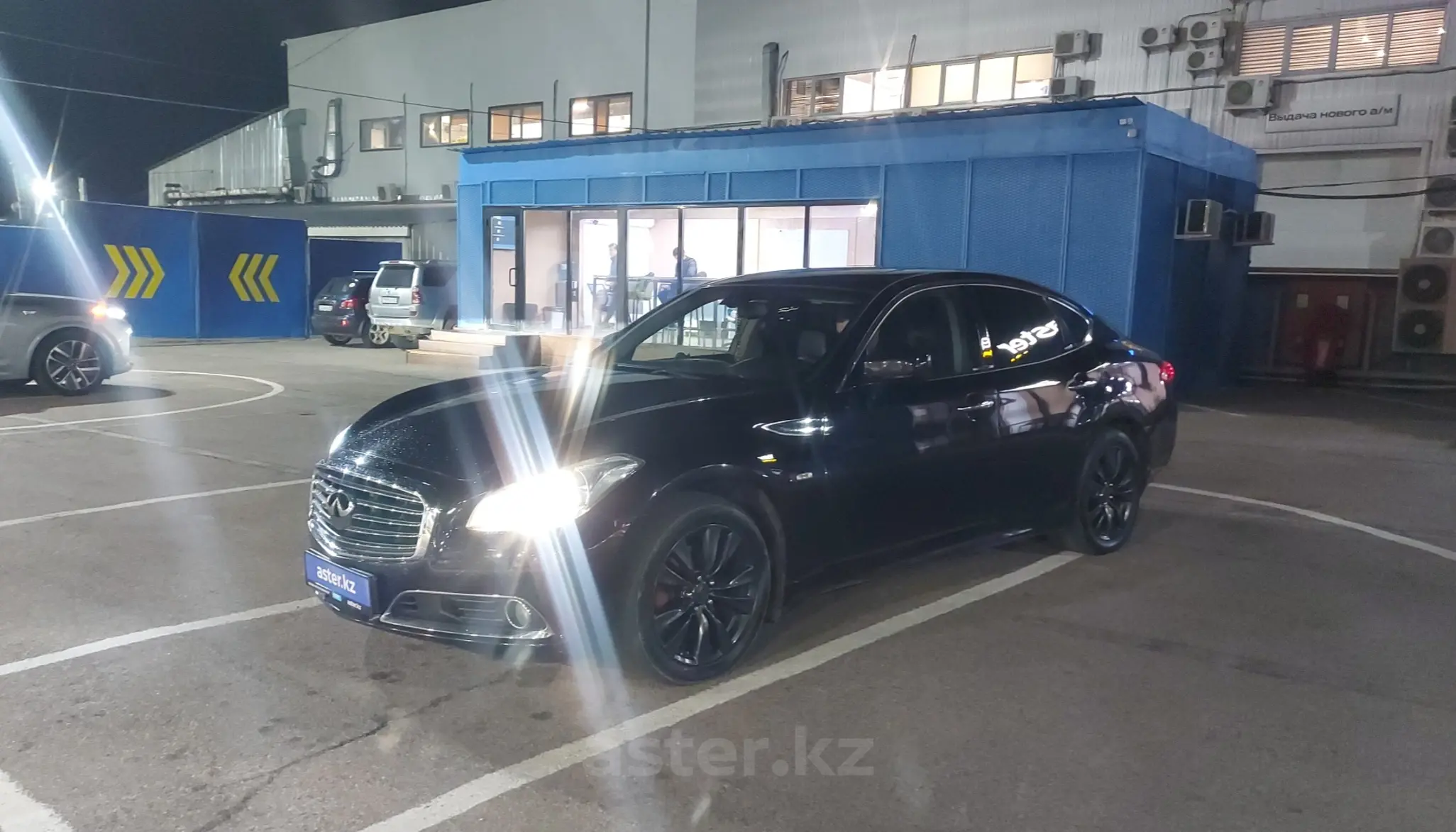 Infiniti M 2014