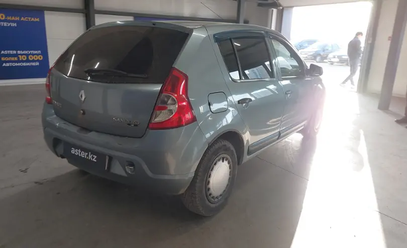 Renault Sandero 2010 года за 2 300 000 тг. в Астана фото 3