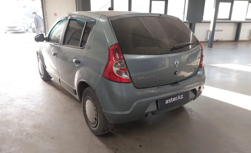 Renault Sandero 2010 года за 2 300 000 тг. в Астана фото 4
