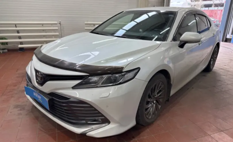 Toyota Camry 2018 года за 13 500 000 тг. в Астана