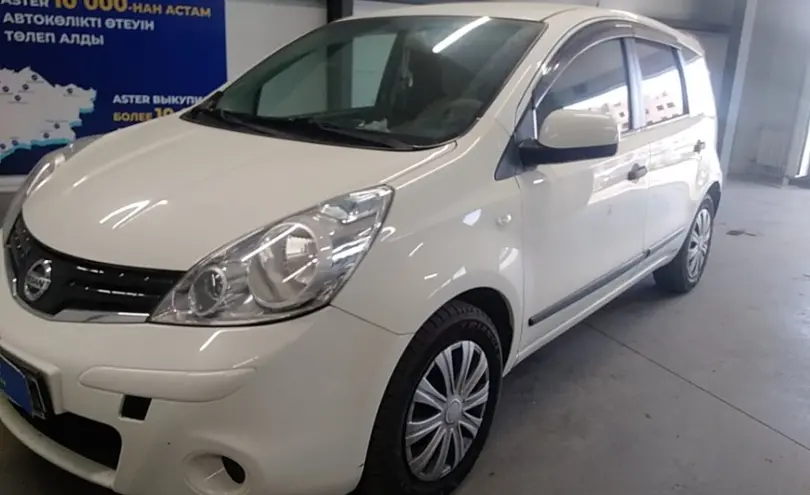 Nissan Note 2013 года за 3 300 000 тг. в Астана