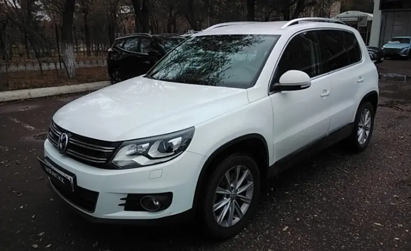 Volkswagen Tiguan 2015 года за 8 000 000 тг. в Актобе