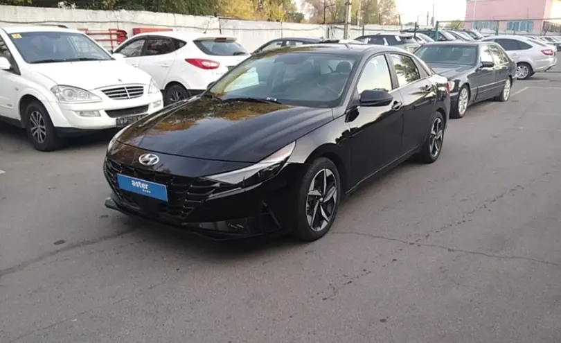 Hyundai Elantra 2022 года за 10 500 000 тг. в Алматы