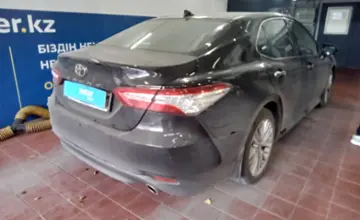 Toyota Camry 2019 года за 15 500 000 тг. в Астана