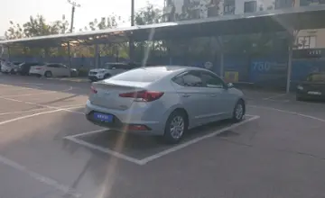 Hyundai Elantra 2019 года за 9 000 000 тг. в Алматы фото 3