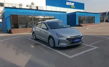 Hyundai Elantra 2019 года за 9 000 000 тг. в Алматы фото 2