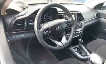 Hyundai Elantra 2019 года за 9 000 000 тг. в Алматы фото 5