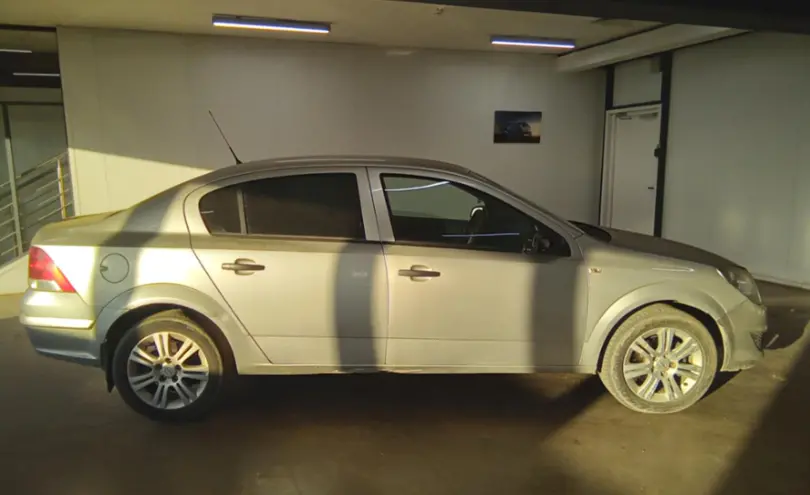 Opel Astra 2008 года за 3 000 000 тг. в Астана фото 4