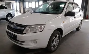 LADA (ВАЗ) Granta 2013 года за 2 300 000 тг. в Астана фото 1