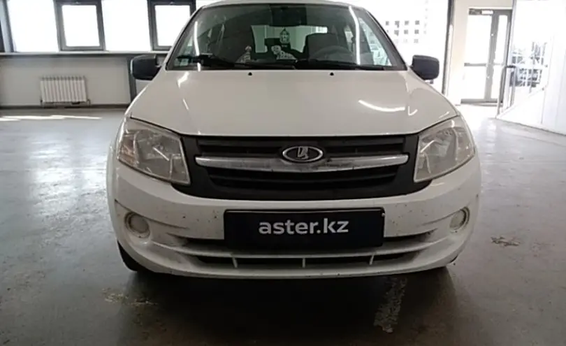 LADA (ВАЗ) Granta 2013 года за 2 300 000 тг. в Астана фото 2
