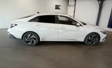 Hyundai Elantra 2023 года за 7 900 000 тг. в Астана фото 4