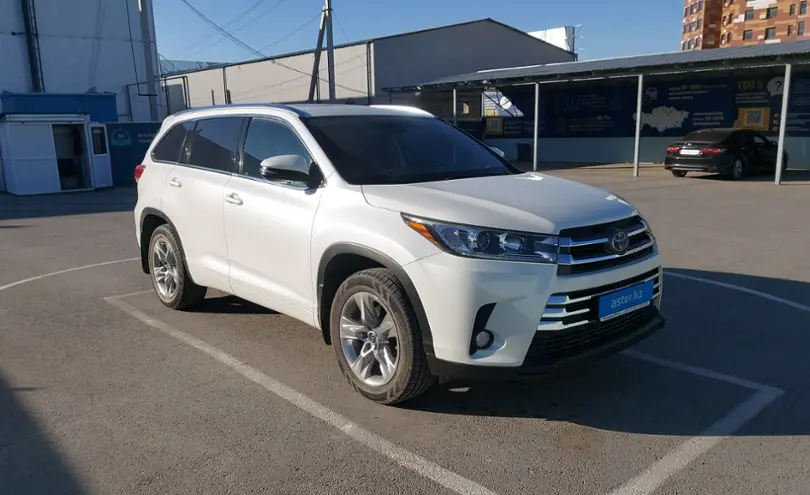 Toyota Highlander 2017 года за 20 000 000 тг. в Шымкент фото 2