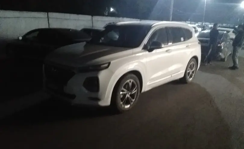 Hyundai Santa Fe 2019 года за 14 000 000 тг. в Алматы