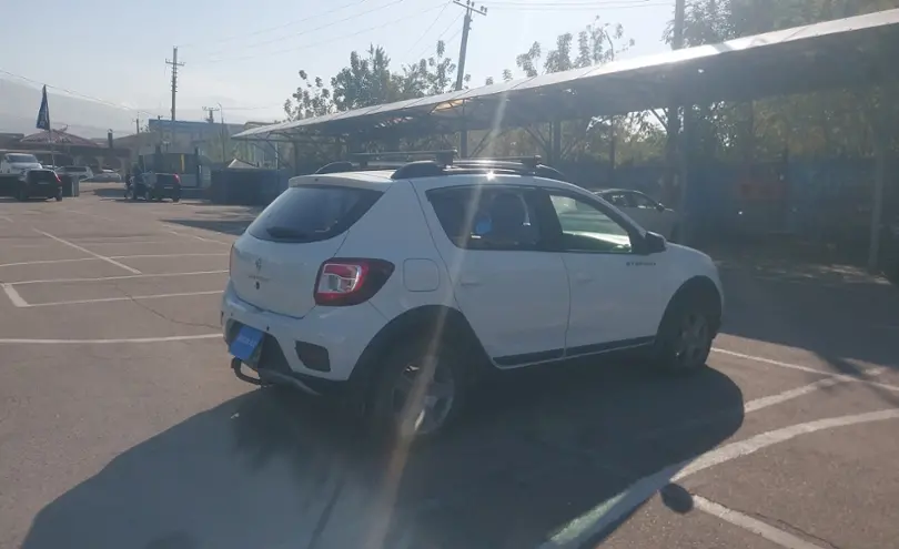 Renault Sandero 2022 года за 6 500 000 тг. в Алматы фото 3