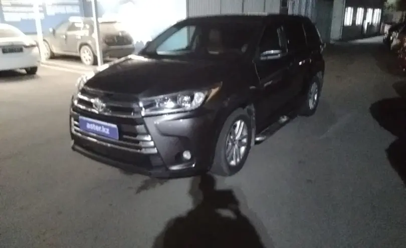 Toyota Highlander 2016 года за 14 200 000 тг. в Алматы