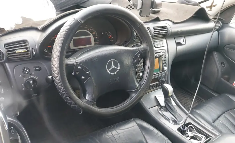 Mercedes-Benz C-Класс AMG 2003 года за 5 000 000 тг. в Алматы фото 5