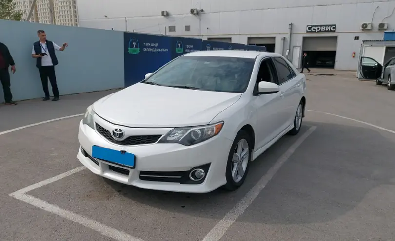 Toyota Camry 2014 года за 8 700 000 тг. в Шымкент