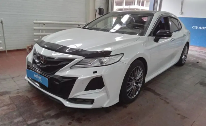 Toyota Camry 2018 года за 12 000 000 тг. в Астана