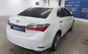 Toyota Corolla 2018 года за 8 800 000 тг. в Астана фото 3