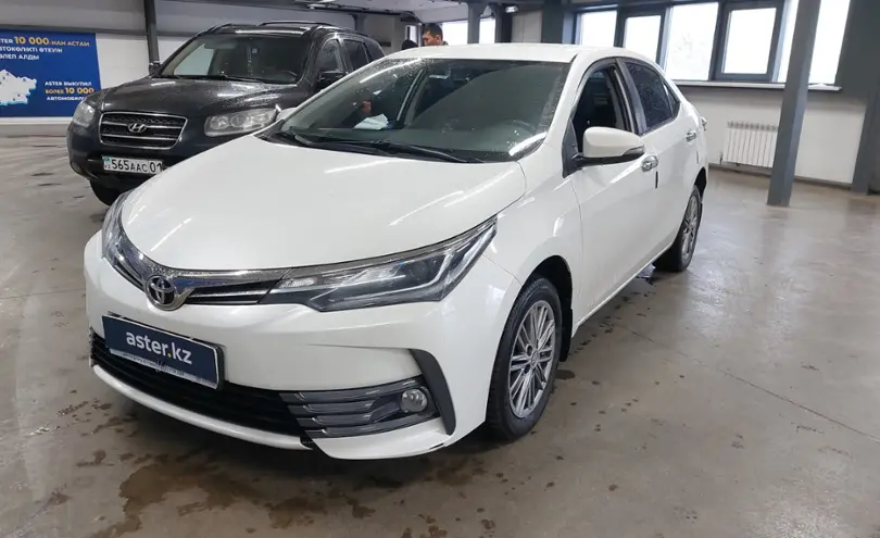 Toyota Corolla 2018 года за 8 800 000 тг. в Астана