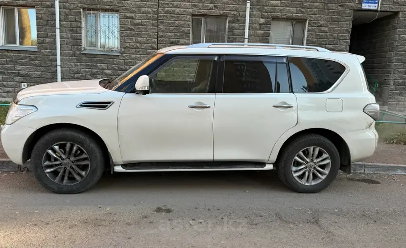 Nissan Patrol 2012 года за 13 500 000 тг. в Астана