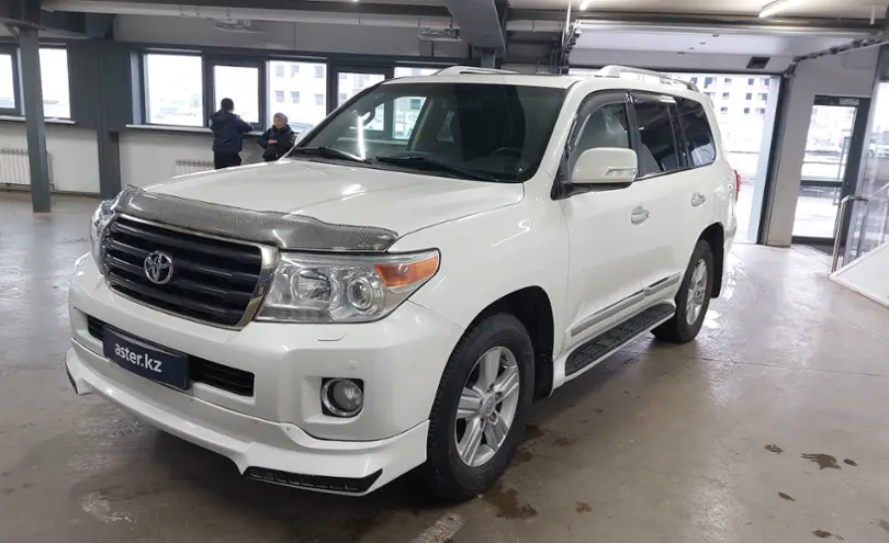 Toyota Land Cruiser 2014 года за 20 000 000 тг. в Астана