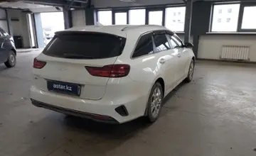 Kia Ceed SW 2022 года за 12 000 000 тг. в Астана фото 3