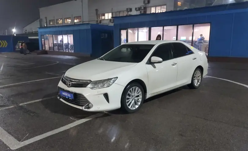 Toyota Camry 2014 года за 10 000 000 тг. в Алматы