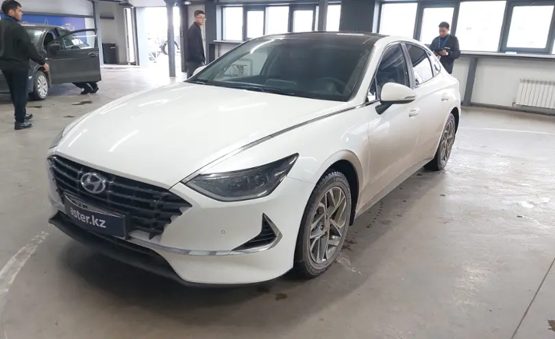 Hyundai Sonata 2022 года за 12 000 000 тг. в Астана