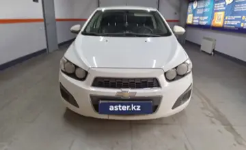 Chevrolet Aveo 2014 года за 3 200 000 тг. в Уральск фото 2
