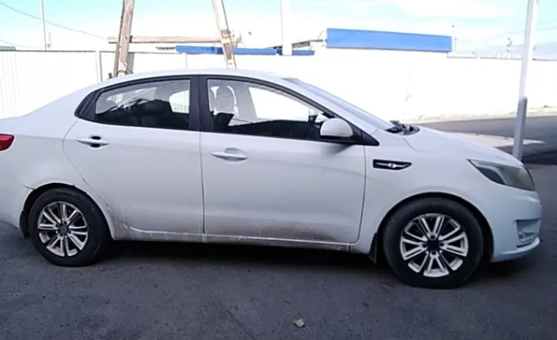 Kia Rio 2014 года за 4 000 000 тг. в Атырау фото 4