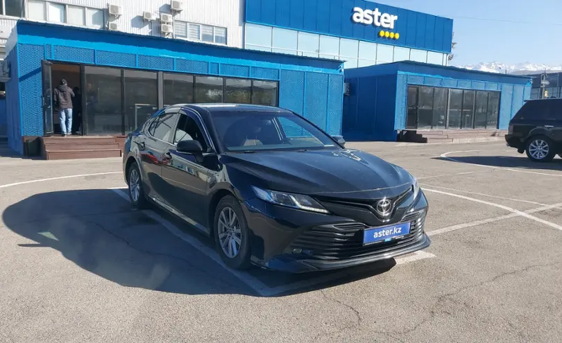 Toyota Camry 2019 года за 12 500 000 тг. в Алматы фото 2