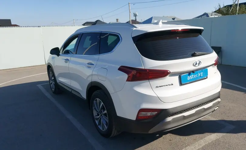Hyundai Santa Fe 2019 года за 14 500 000 тг. в Шымкент фото 4
