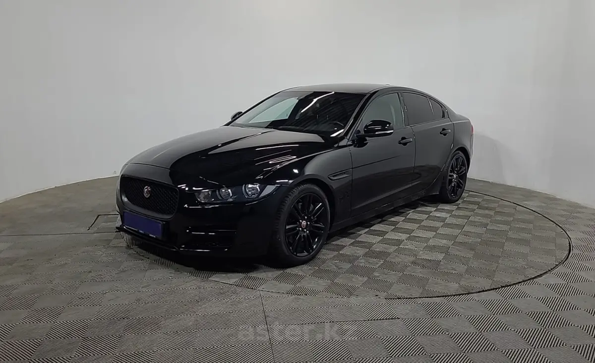 2016 Jaguar XE