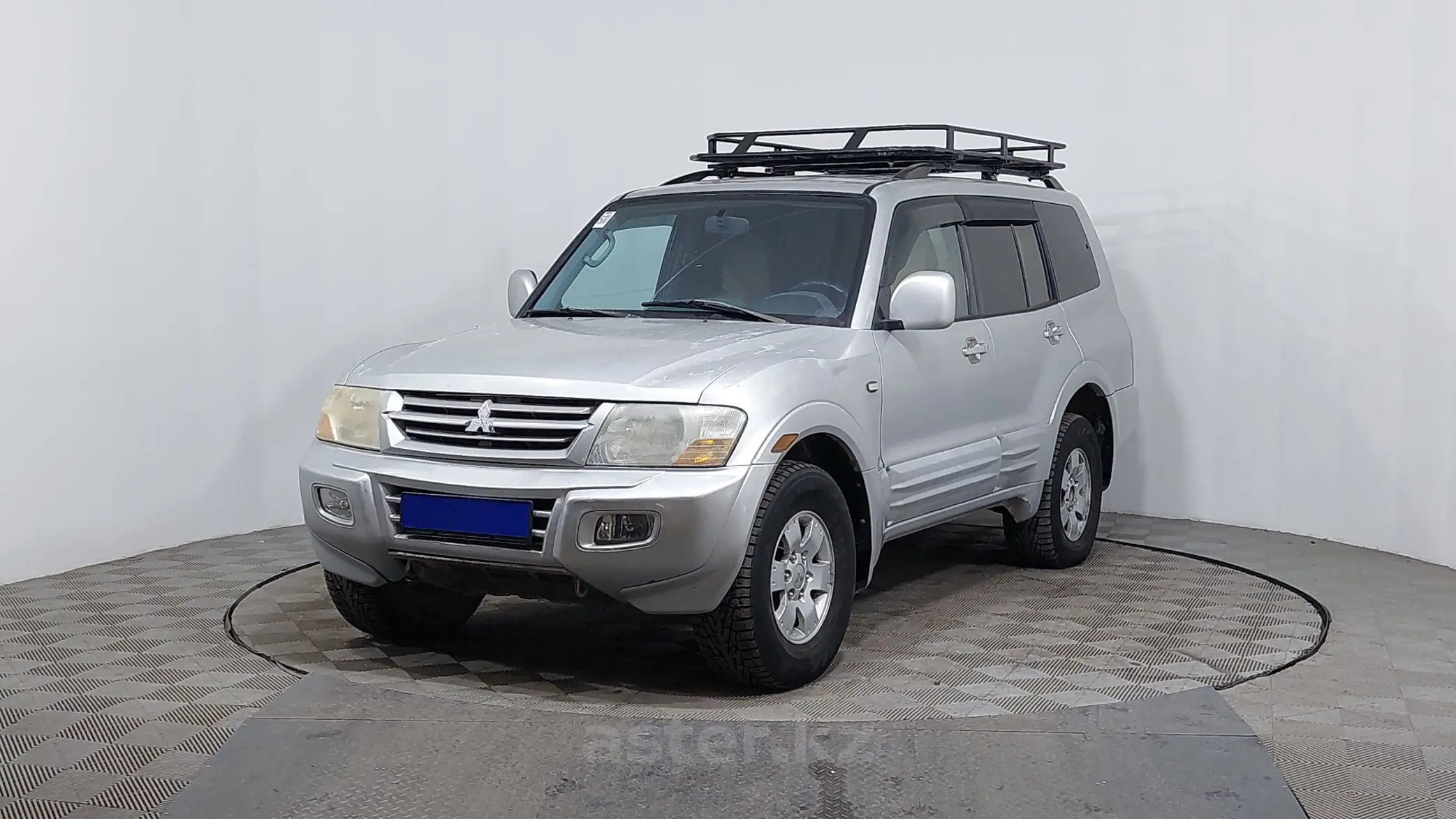 Mitsubishi Montero 2002