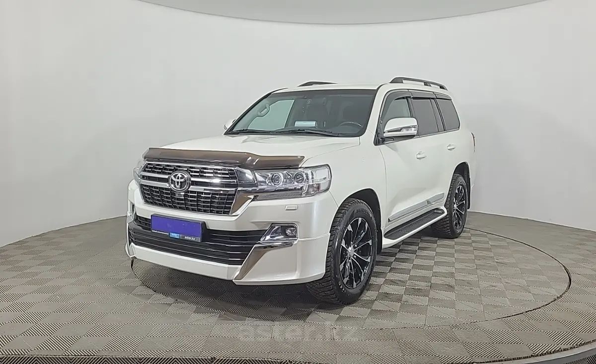 2016 Toyota Land Cruiser