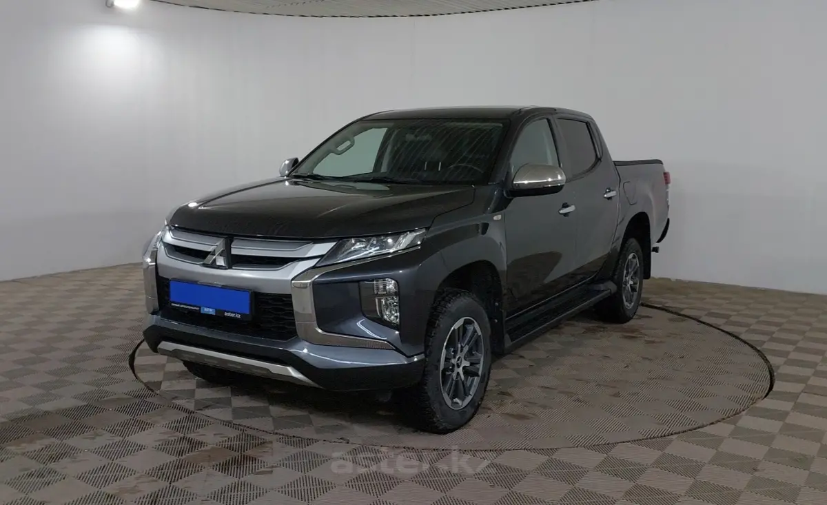 2023 Mitsubishi L200