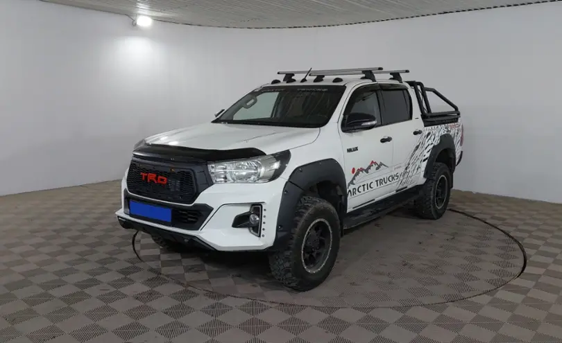 Toyota Hilux 2019 года за 15 790 000 тг. в Шымкент