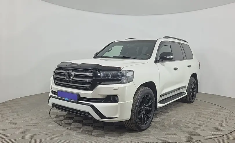 Toyota Land Cruiser 2015 года за 26 960 000 тг. в Караганда