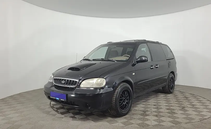 Kia Carnival 2000 года за 1 550 000 тг. в Караганда