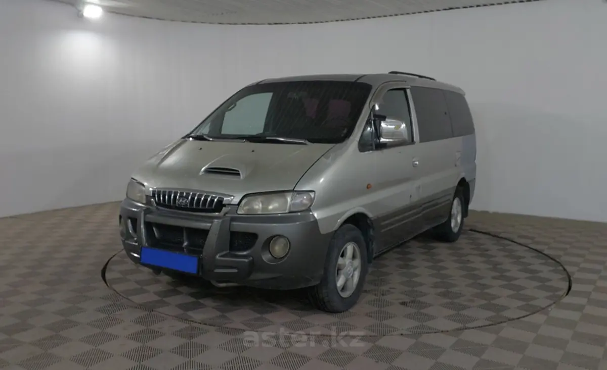 2002 Hyundai H-1