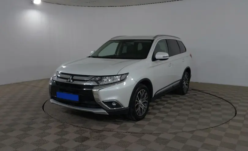 Mitsubishi Outlander 2018 года за 9 390 000 тг. в Шымкент