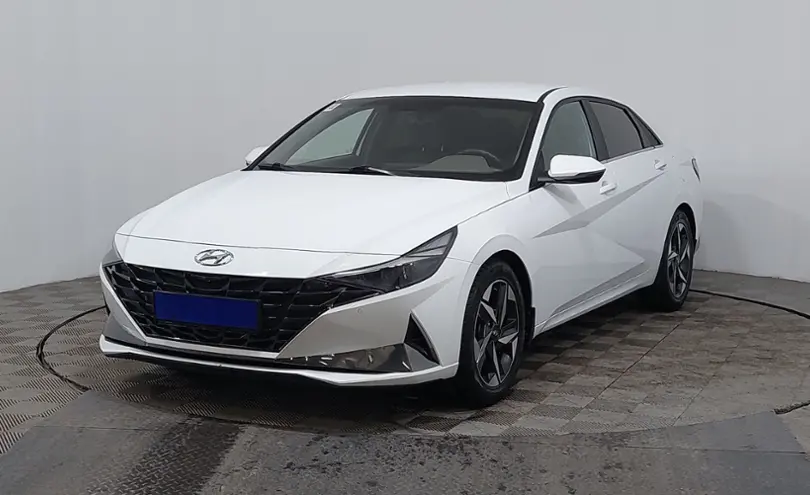 Hyundai Elantra 2021 года за 9 690 000 тг. в Астана