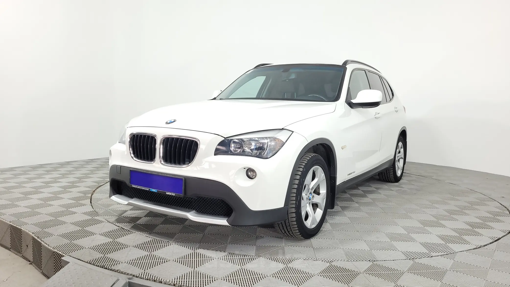 BMW X1 2012