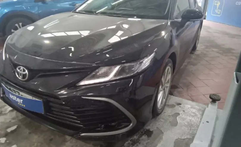 Toyota Camry 2022 года за 15 500 000 тг. в Астана