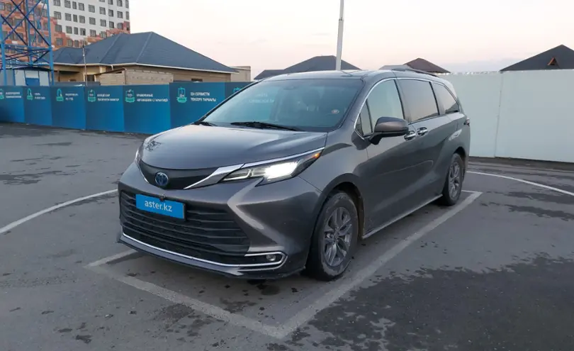 Toyota Sienna 2021 года за 23 000 000 тг. в Шымкент