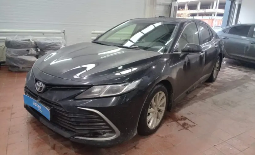 Toyota Camry 2023 года за 16 500 000 тг. в Астана